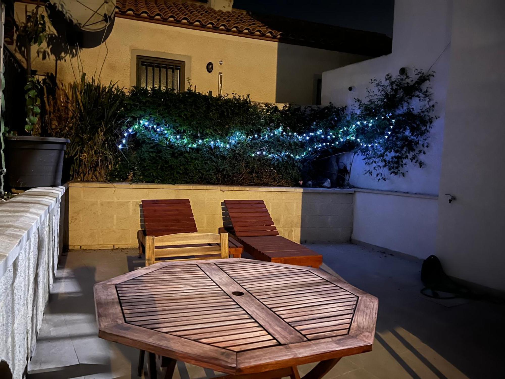 Garden Boutique Apartment El Faro Exterior photo